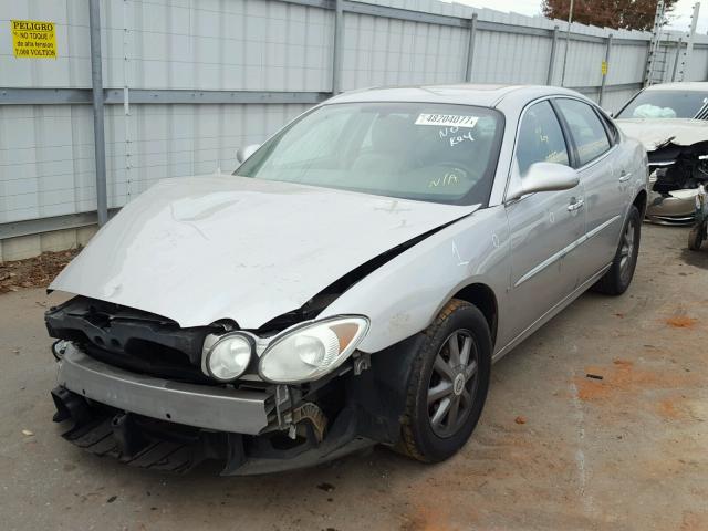 2G4WD582681140633 - 2008 BUICK LACROSSE C SILVER photo 2