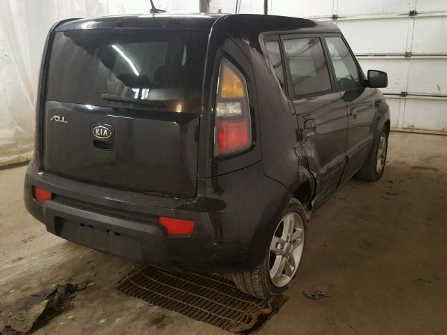 KNDJT2A21A7176264 - 2010 KIA SOUL + GRAY photo 4