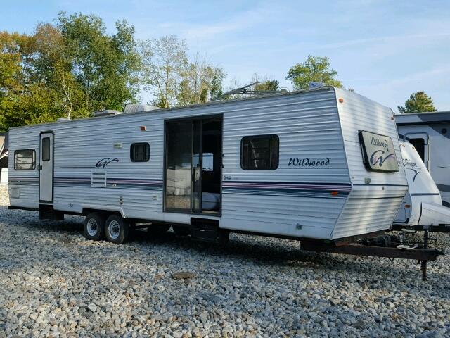 4X4TWDM25YB087103 - 2000 WLDN TRAILER WHITE photo 1