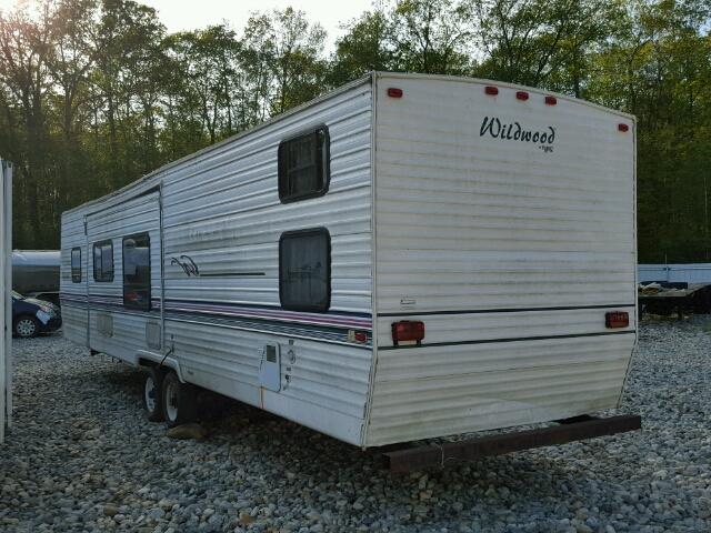 4X4TWDM25YB087103 - 2000 WLDN TRAILER WHITE photo 3