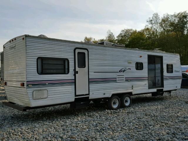 4X4TWDM25YB087103 - 2000 WLDN TRAILER WHITE photo 4