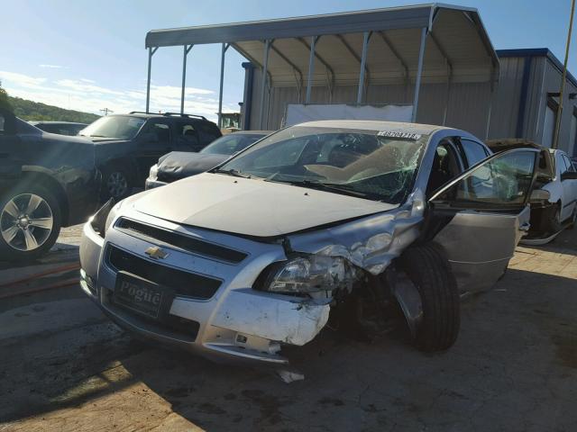 1G1ZC5E02CF203115 - 2012 CHEVROLET MALIBU 1LT SILVER photo 2