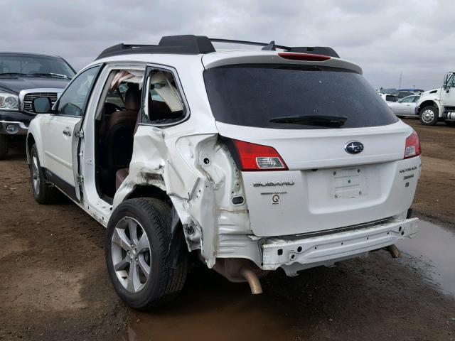 4S4BRDSC5D2256296 - 2013 SUBARU OUTBACK 3. WHITE photo 3