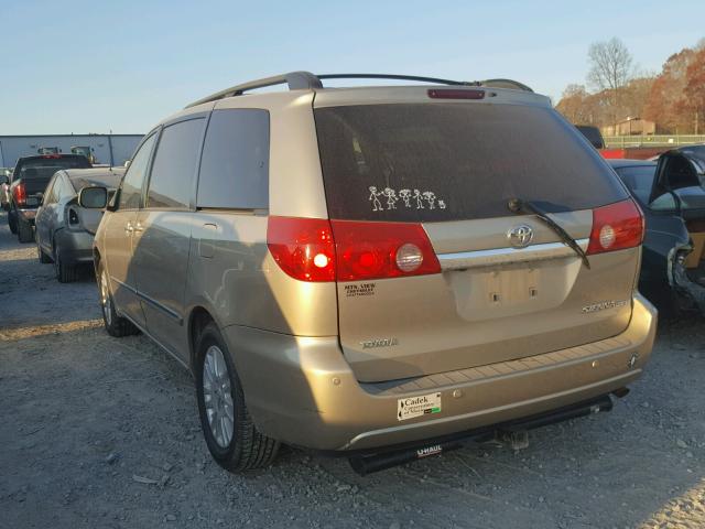 5TDZK22CX8S105996 - 2008 TOYOTA SIENNA XLE GOLD photo 3