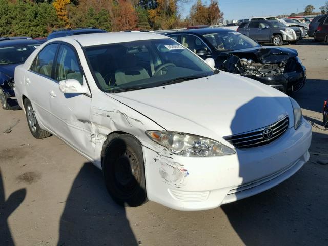 4T1BE32K66U688299 - 2006 TOYOTA CAMRY LE WHITE photo 1