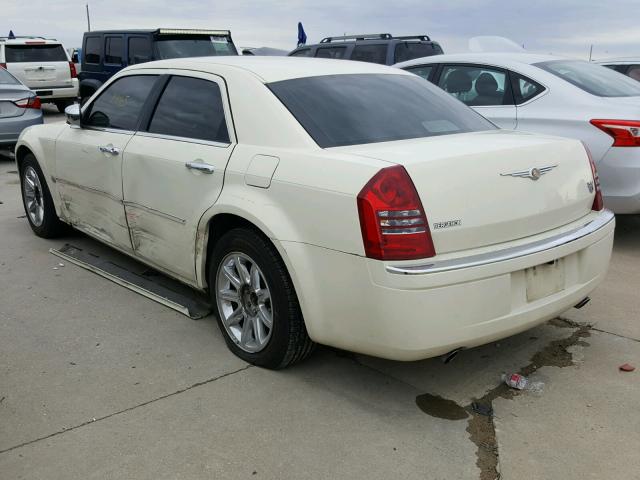 2C3KA63H16H440604 - 2006 CHRYSLER 300C CREAM photo 3