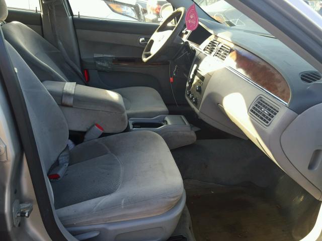 2G4WC582661200135 - 2006 BUICK LACROSSE C GRAY photo 5
