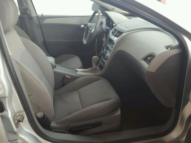 1G1ZB5E14BF318177 - 2011 CHEVROLET MALIBU LS SILVER photo 5