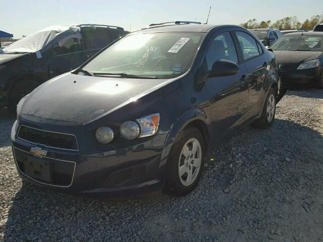 1G1JA5SH5G4104531 - 2016 CHEVROLET SONIC LS 紫色 照片 2