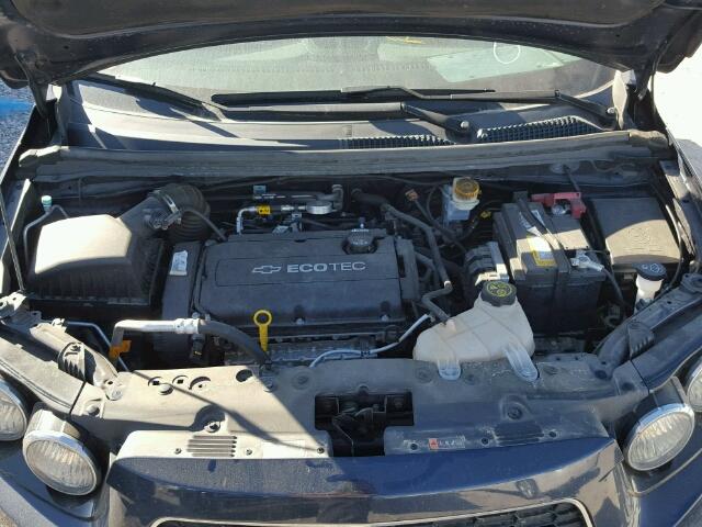 1G1JA5SH5G4104531 - 2016 CHEVROLET SONIC LS 紫色 照片 7