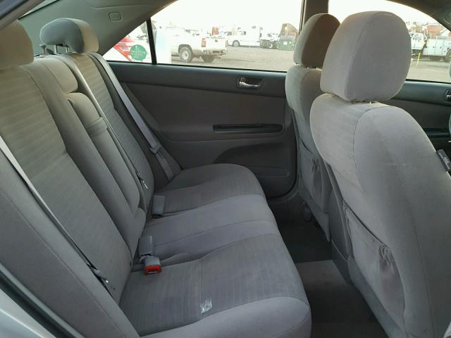 4T1BE30K96U154247 - 2006 TOYOTA CAMRY LE 银色 照片 6