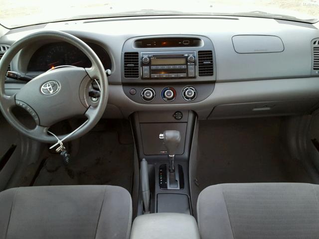 4T1BE30K96U154247 - 2006 TOYOTA CAMRY LE 银色 照片 9