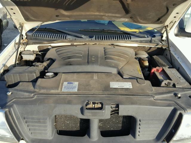 5LMEU68HX3ZJ13423 - 2003 LINCOLN AVIATOR 白色 照片 7