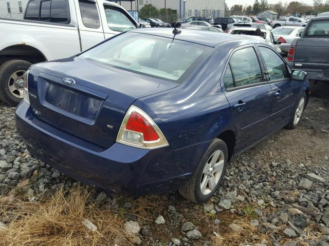 3FAHP07Z77R167877 - 2007 FORD FUSION SE BLUE photo 4