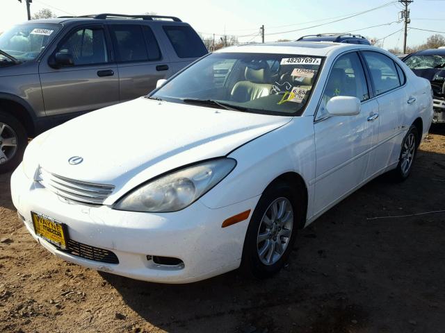 JTHBF30GX20063971 - 2002 LEXUS ES 300 WHITE photo 2