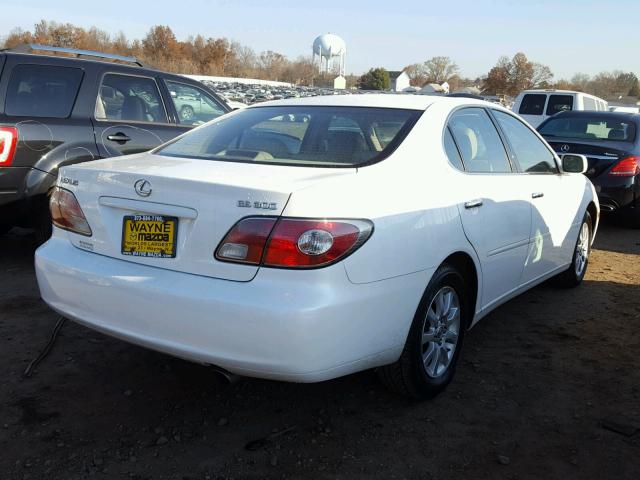 JTHBF30GX20063971 - 2002 LEXUS ES 300 WHITE photo 4