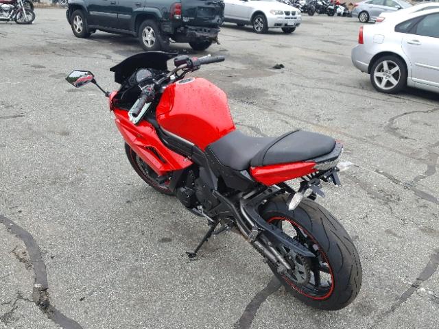 JKAEXEE1XCDA03823 - 2012 KAWASAKI EX650 EC RED photo 3