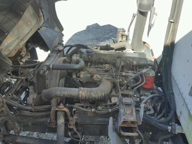 JALC4B14147001880 - 2004 ISUZU NPR WHITE photo 7