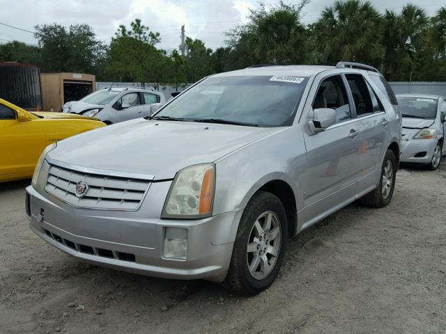 1GYEE637460116498 - 2006 CADILLAC SRX SILVER photo 2