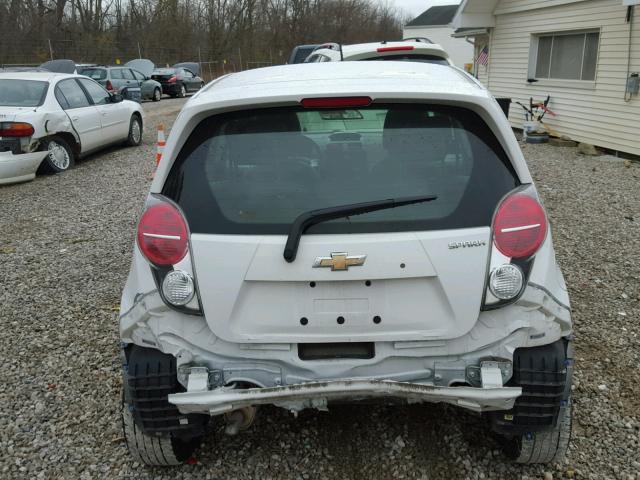 KL8CD6S95FC736173 - 2015 CHEVROLET SPARK 1LT WHITE photo 9