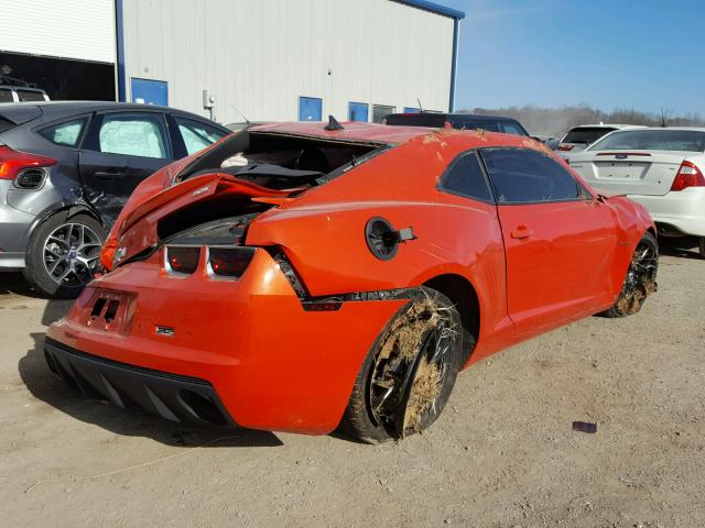 2G1FT1EW3A9144789 - 2010 CHEVROLET CAMARO SS Naranja foto 4
