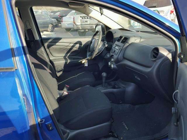 3N1CN7AP0EL815704 - 2014 NISSAN VERSA S BLUE photo 5