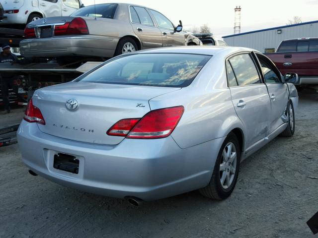 4T1BK36B65U037112 - 2005 TOYOTA AVALON XL SILVER photo 4