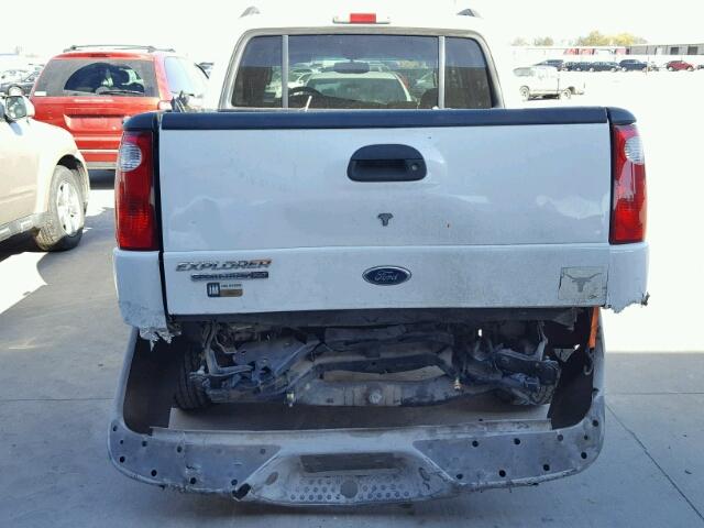 1FMZU67E83UB74925 - 2003 FORD EXPLORER S WHITE photo 9