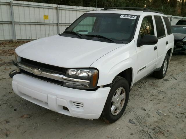 1GNDS13S622343098 - 2002 CHEVROLET TRAILBLAZE WHITE photo 2