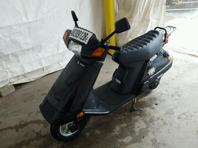 3H1HF03144D900209 - 2004 HONDA CH80 BLACK photo 2