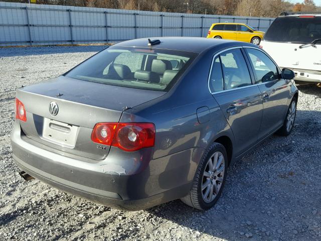 3VWNJ81KX6M692532 - 2006 VOLKSWAGEN JETTA 2.0T GRAY photo 4