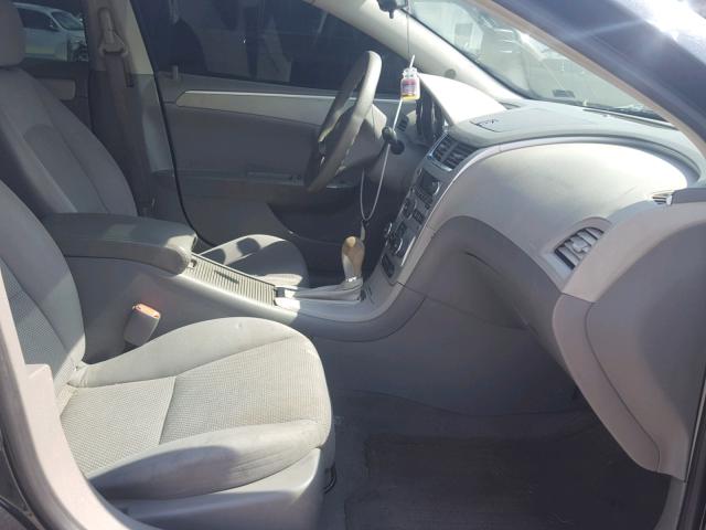 1G1ZG57B89F240827 - 2009 CHEVROLET MALIBU LS Qara foto 5