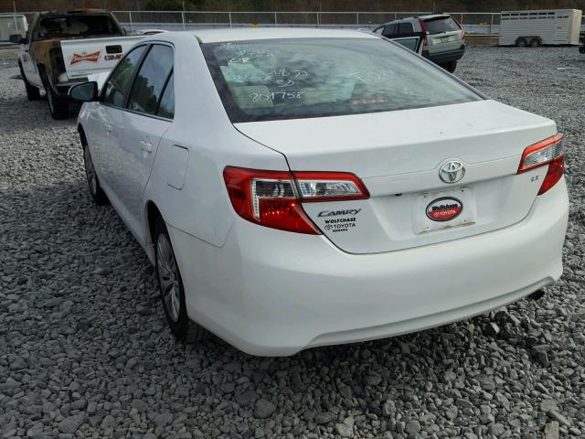 4T1BF1FK2EU448483 - 2014 TOYOTA CAMRY L WHITE photo 3