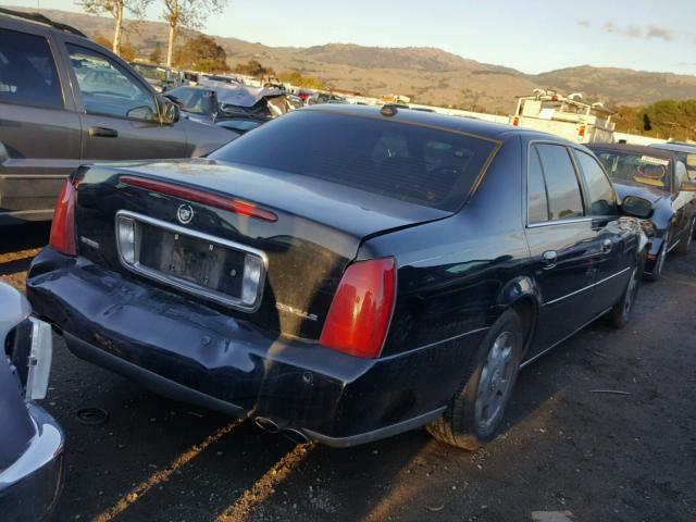 1G6KD57Y84U190363 - 2004 CADILLAC DEVILLE BLACK photo 4