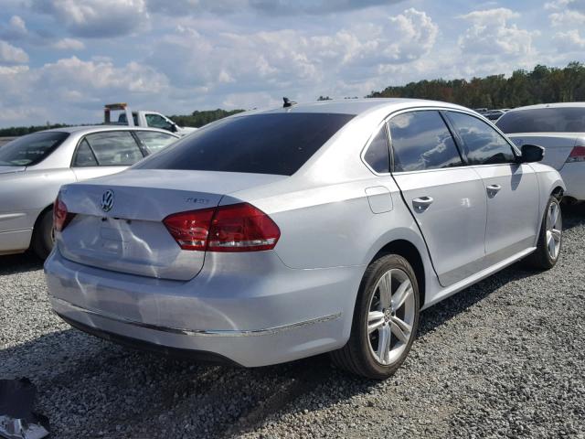 1VWBV7A32FC068655 - 2015 VOLKSWAGEN PASSAT SE SILVER photo 4