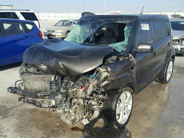 KNDJT2A25B7213768 - 2011 KIA SOUL + GRAY photo 2