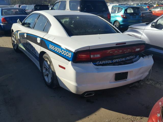 2C3CDXBG6DH529575 - 2013 DODGE CHARGER SE WHITE photo 3