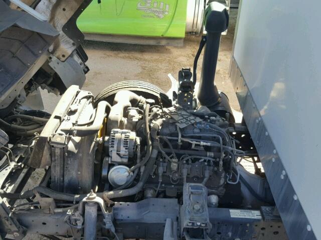 4KDC4B1UX7J803008 - 2007 GMC W4500 W450 WHITE photo 7