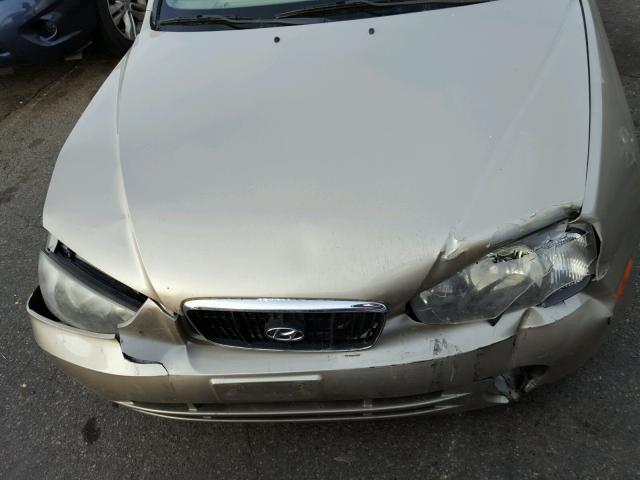 KMHDN45D53U696000 - 2003 HYUNDAI ELANTRA GL GOLD photo 7