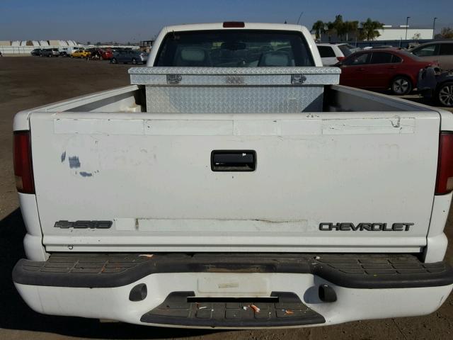 1GCCS14W81K108254 - 2001 CHEVROLET S TRUCK S1 WHITE photo 6