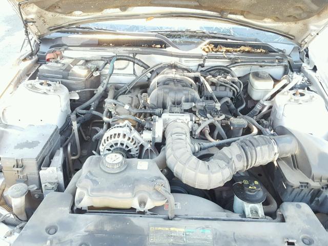 1ZVHT80NX85146762 - 2008 FORD MUSTANG SILVER photo 7