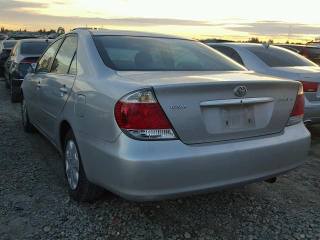 4T1BE32K56U113014 - 2006 TOYOTA CAMRY LE SILVER photo 3