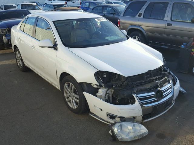 3VWAL71K19M038378 - 2009 VOLKSWAGEN JETTA TDI WHITE photo 1