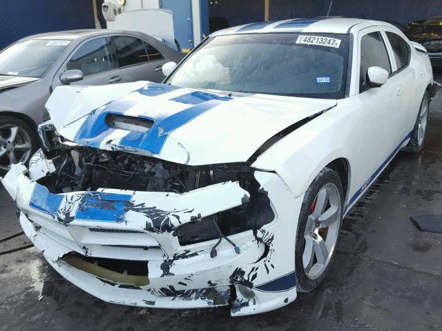 2B3KA73W18H253822 - 2008 DODGE CHARGER SR WHITE photo 2