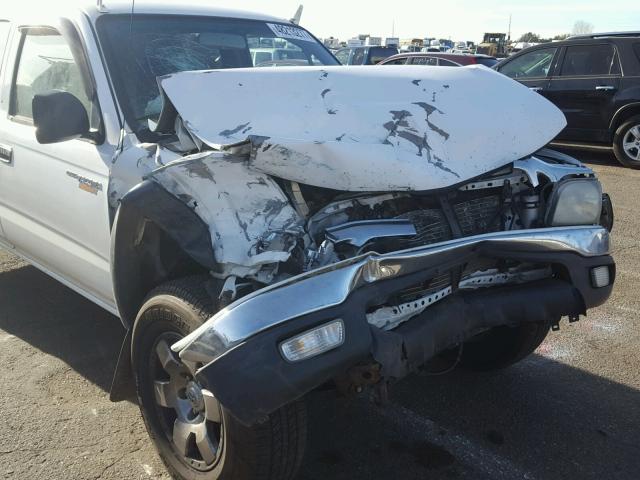 5TEHN72N92Z103586 - 2002 TOYOTA TACOMA DOU WHITE photo 9