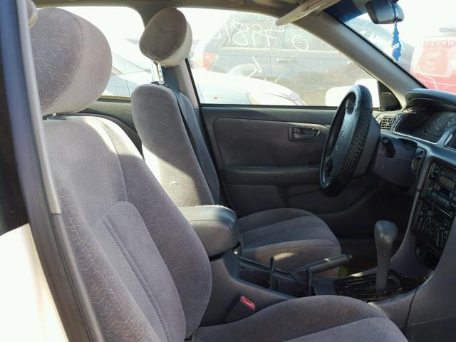 4T1BF22KXXU079810 - 1999 TOYOTA CAMRY LE ვერცხლისფერი ფოტო 5