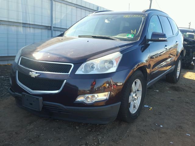 1GNEV23D09S177528 - 2009 CHEVROLET TRAVERSE L MAROON photo 2