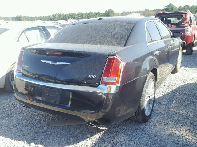 2C3CA5CG0BH547904 - 2011 CHRYSLER 300 LIMITE BLACK photo 4