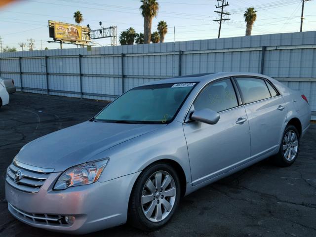 4T1BK36B67U231464 - 2007 TOYOTA AVALON XL SILVER photo 2