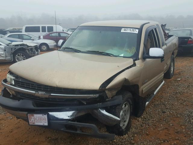 1GCEK19T8YE228524 - 2000 CHEVROLET SILVERADO TAN photo 2